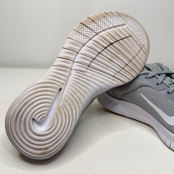 Nike Flex Experience Run 12 Womens 6.5 Extra Wide Grey White Road Running Shoes - Picture 7 of 10